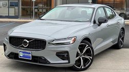 2024 Volvo S60 B5 Plus Dark Theme