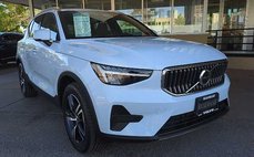 2024 Volvo XC40 Core