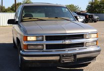 1999 Chevrolet Tahoe Base