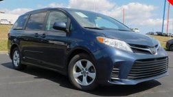 2019 Toyota Sienna LE